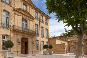 Façade Cour d'honneur Hôtel de Caumont