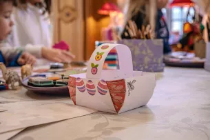 panier oeufs atelier enfant