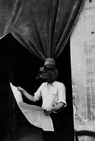 henri-cartier-bresson-livourne-italie-1932-c-fondation-henri-cartier-bresson-magnum-photos.png
