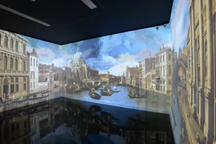 Vue in situ salle immersive Caumont exposition Canaletto