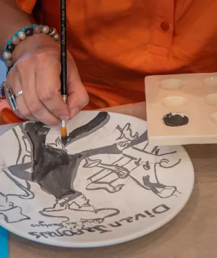 peinture sur assiette