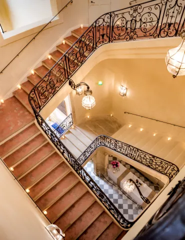 Escalier hall d'entrée Hôtel de Caumont